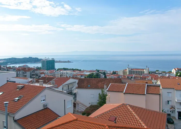 2 Makarska